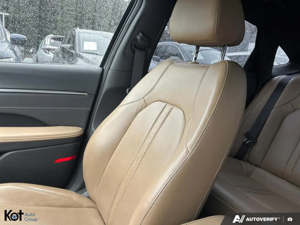 Hyundai SONATA снимка Hyundai SONATA