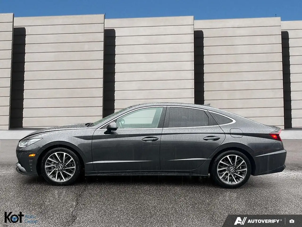 Hyundai SONATA снимка Hyundai SONATA
