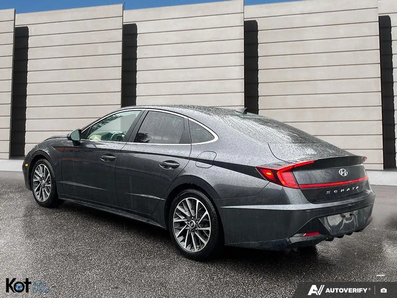 Hyundai SONATA снимка Hyundai SONATA