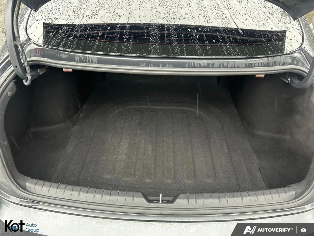 Hyundai SONATA снимка Hyundai SONATA