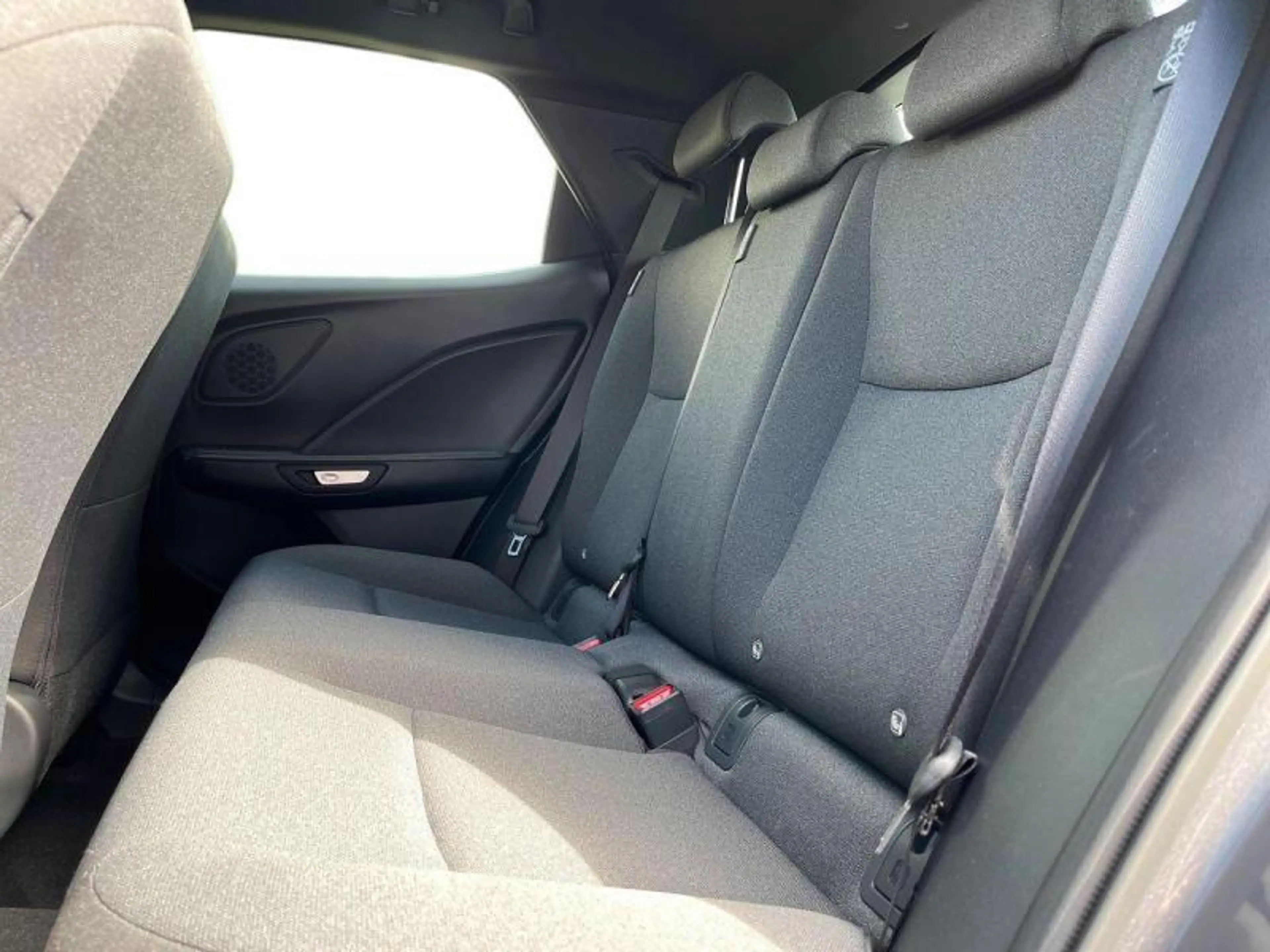 Lexus LBX Base+cam+dab+17inch alu velgen — photo 8