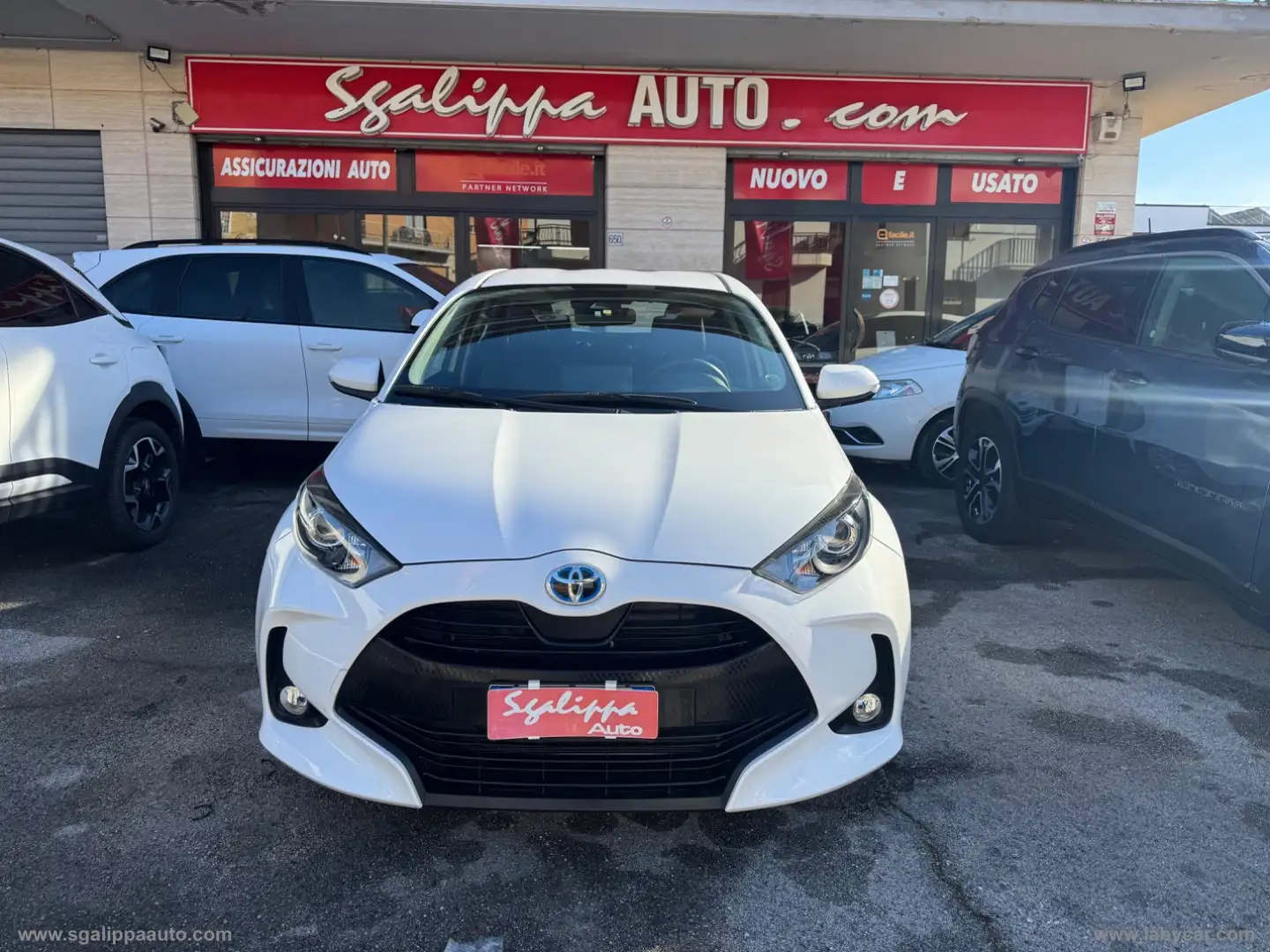 Toyota Yaris 1.5 Hybrid 5p. Business Bianco - 2