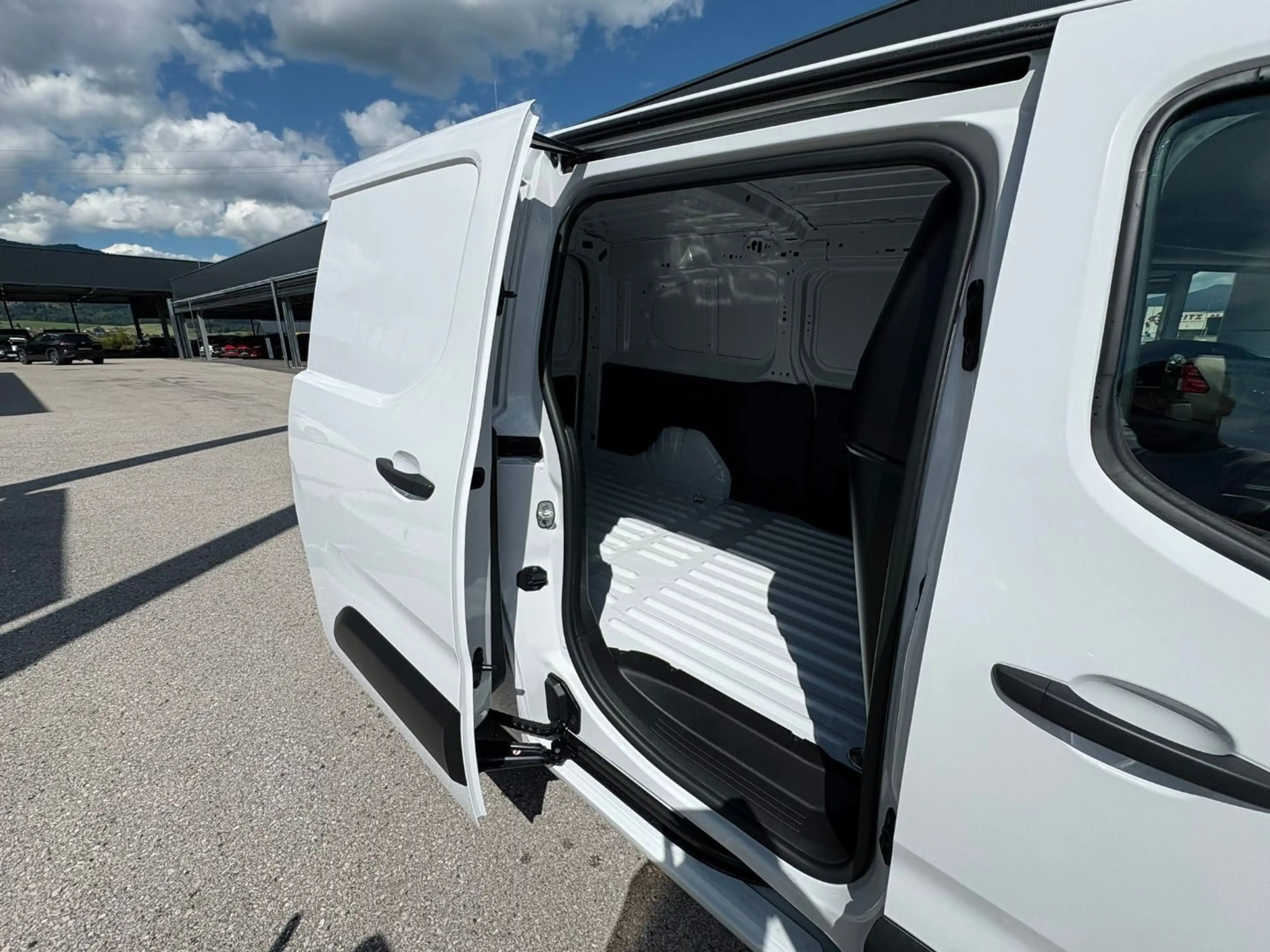 Fiat Doblo Kastenwagen BlueHDi 100 S&S XL erh. Nutzlast — photo 10