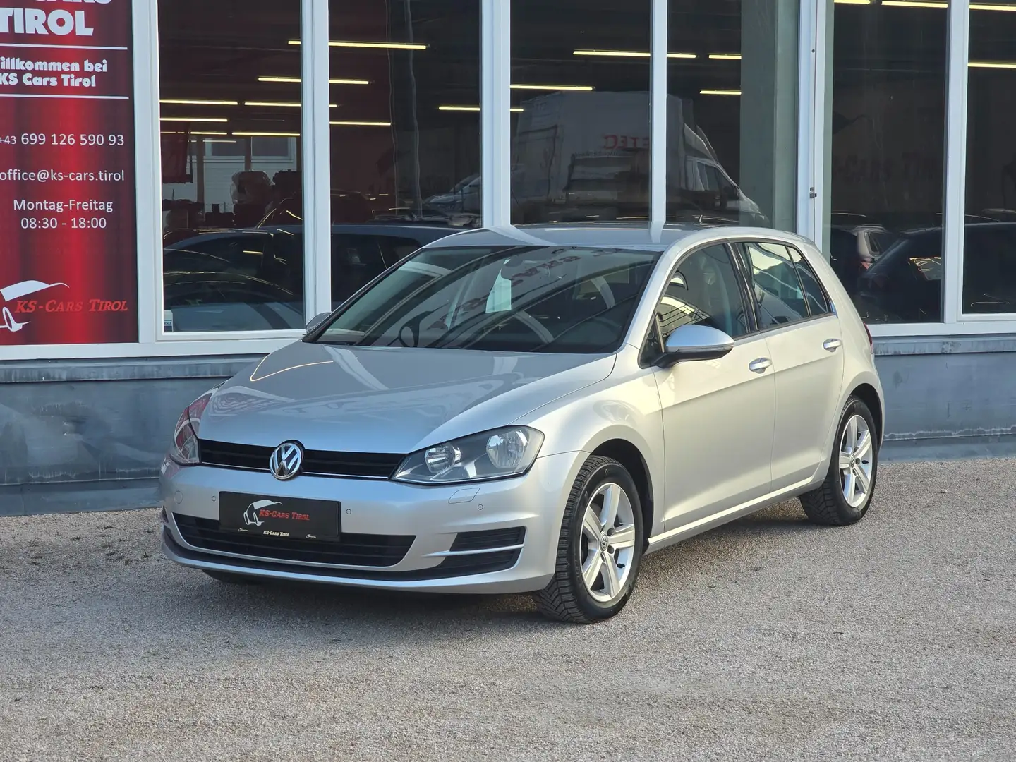 Volkswagen Golf Comfortline 1.6 TDI 4Motion Gris - 2