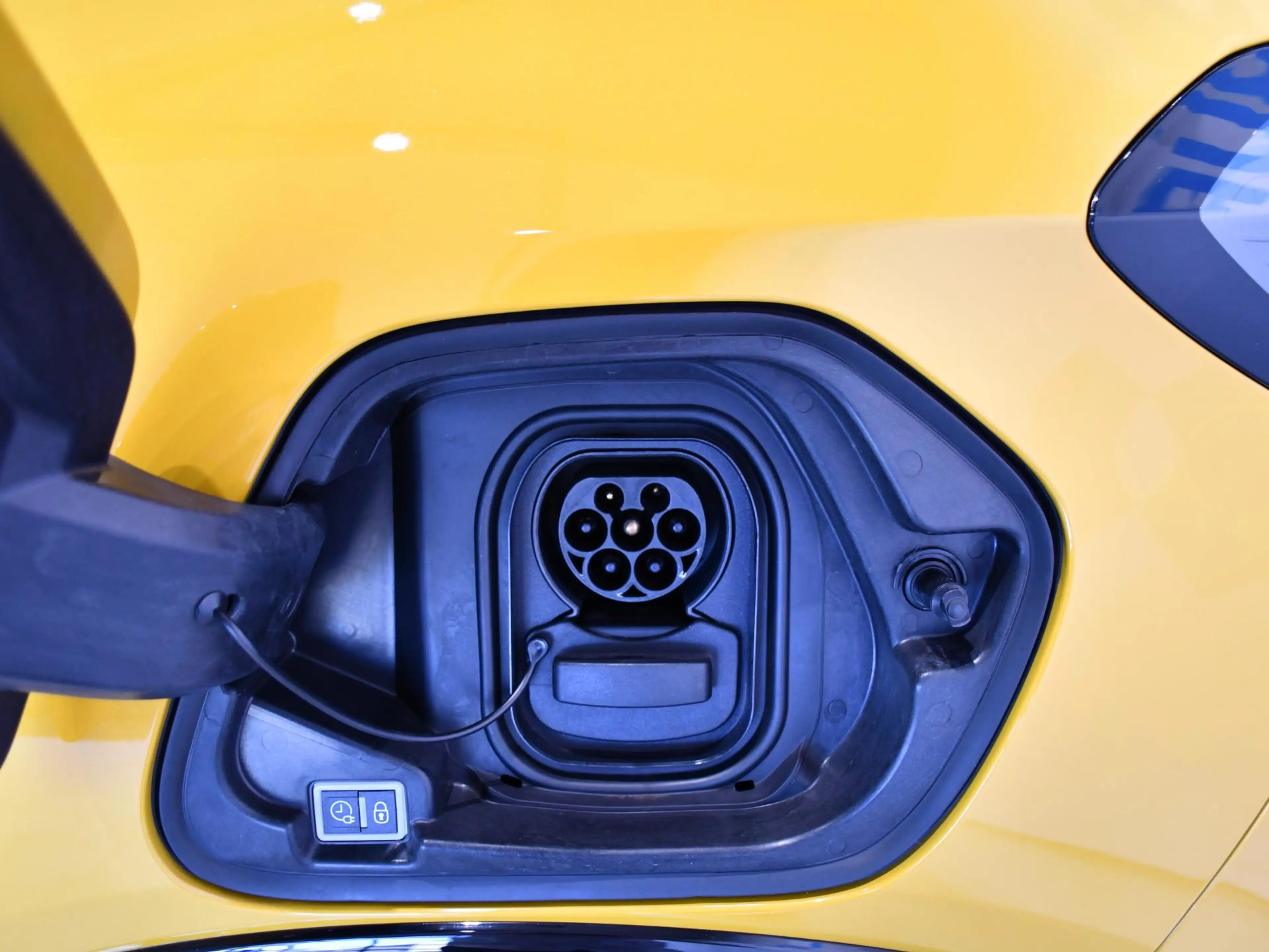 Peugeot e-208 EV Active Pack 50 kWh . — photo 10