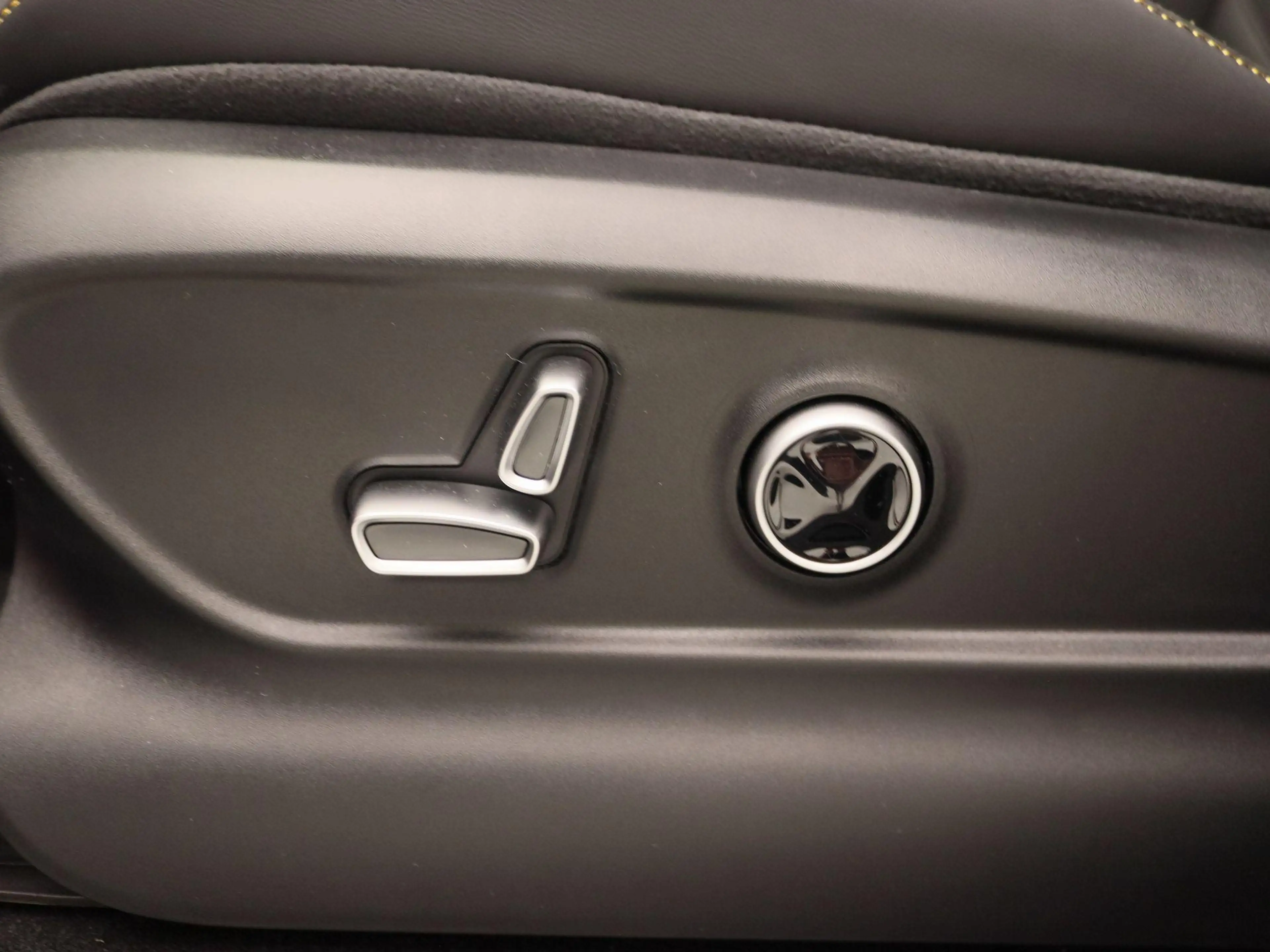 Maserati Grecale AWD Folgore 105kWh | Sonus faber audio | 360 Camer — photo 12