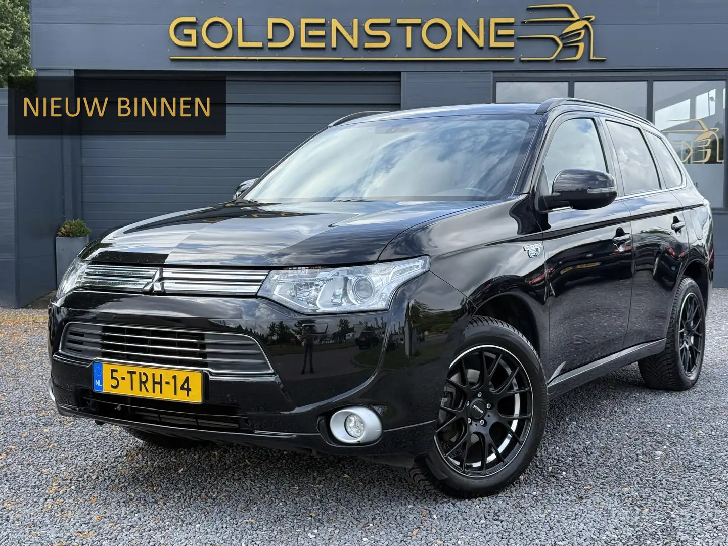 Mitsubishi Outlander 2.0 PHEV Instyle 2e Eigenaar,Dealer Onderhouden,Af Noir - 1