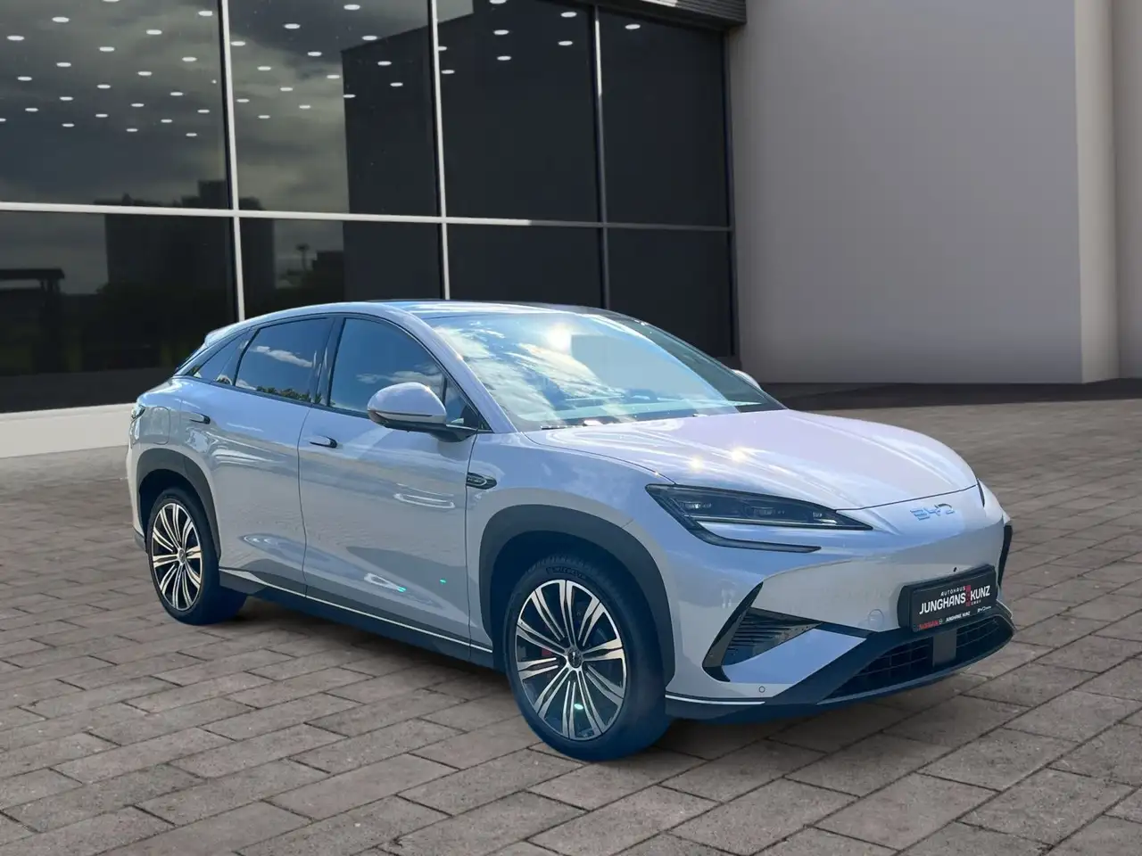 BYD SEALION 7