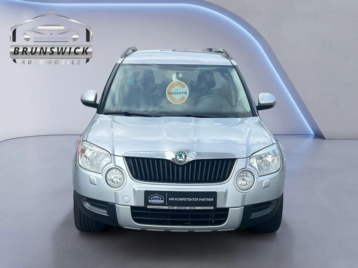 Skoda Yeti Ambition*DSG*KLIMA*SHZ*PDC* Plateado - 1