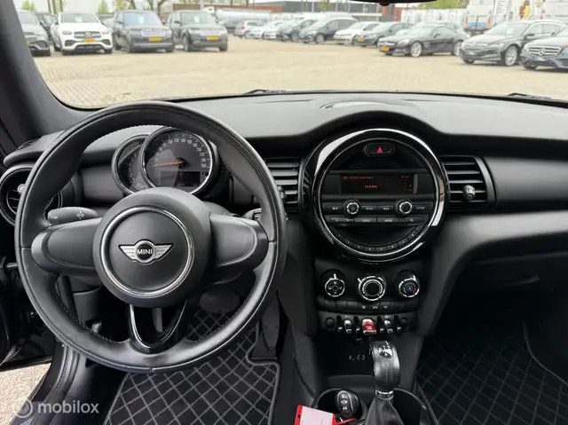 Mini Hatch view 2