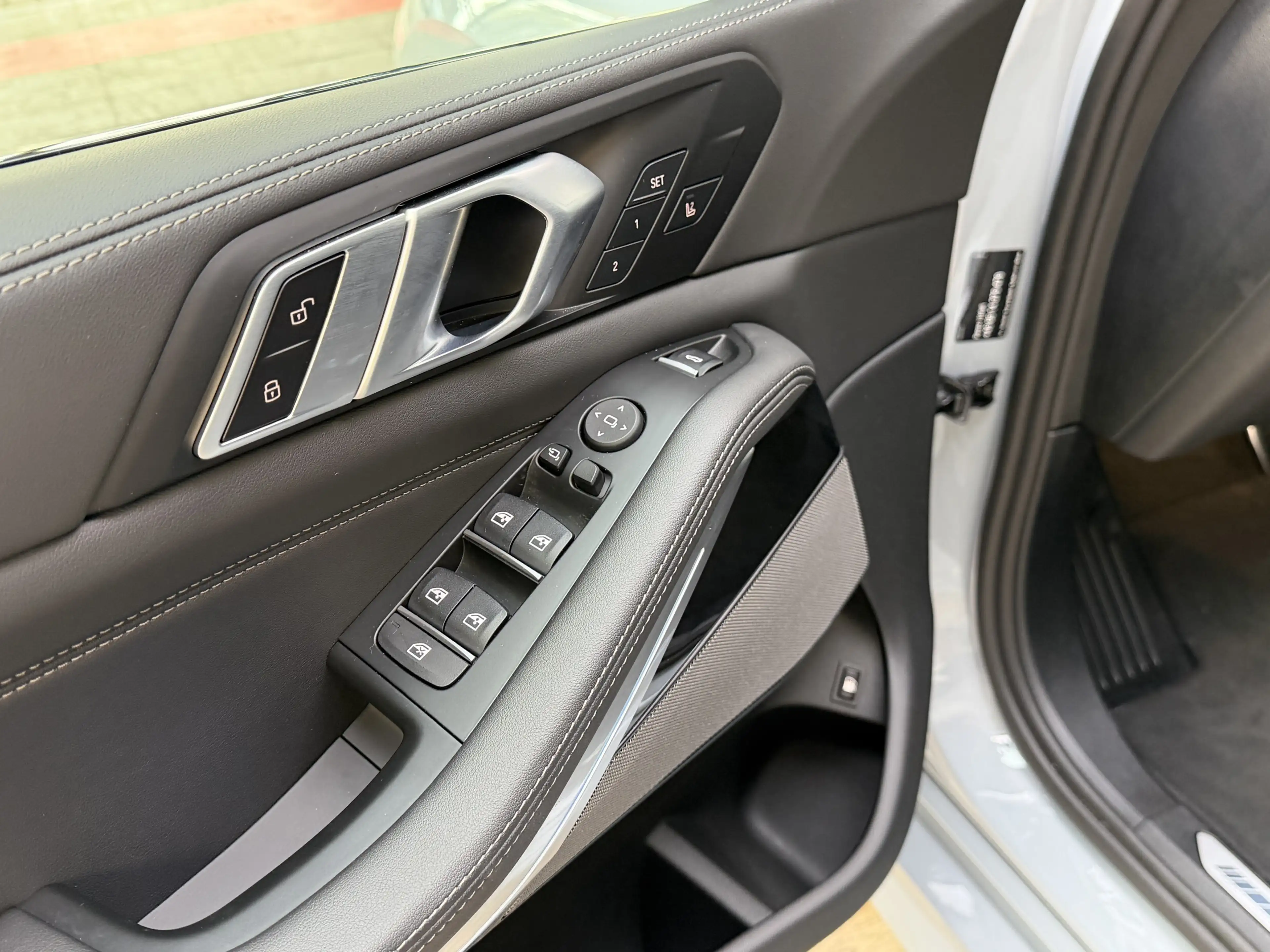 BMW X5 xDr50e M Sport Pro 22Zoll Pano Sitzlüft. AHK — photo 18