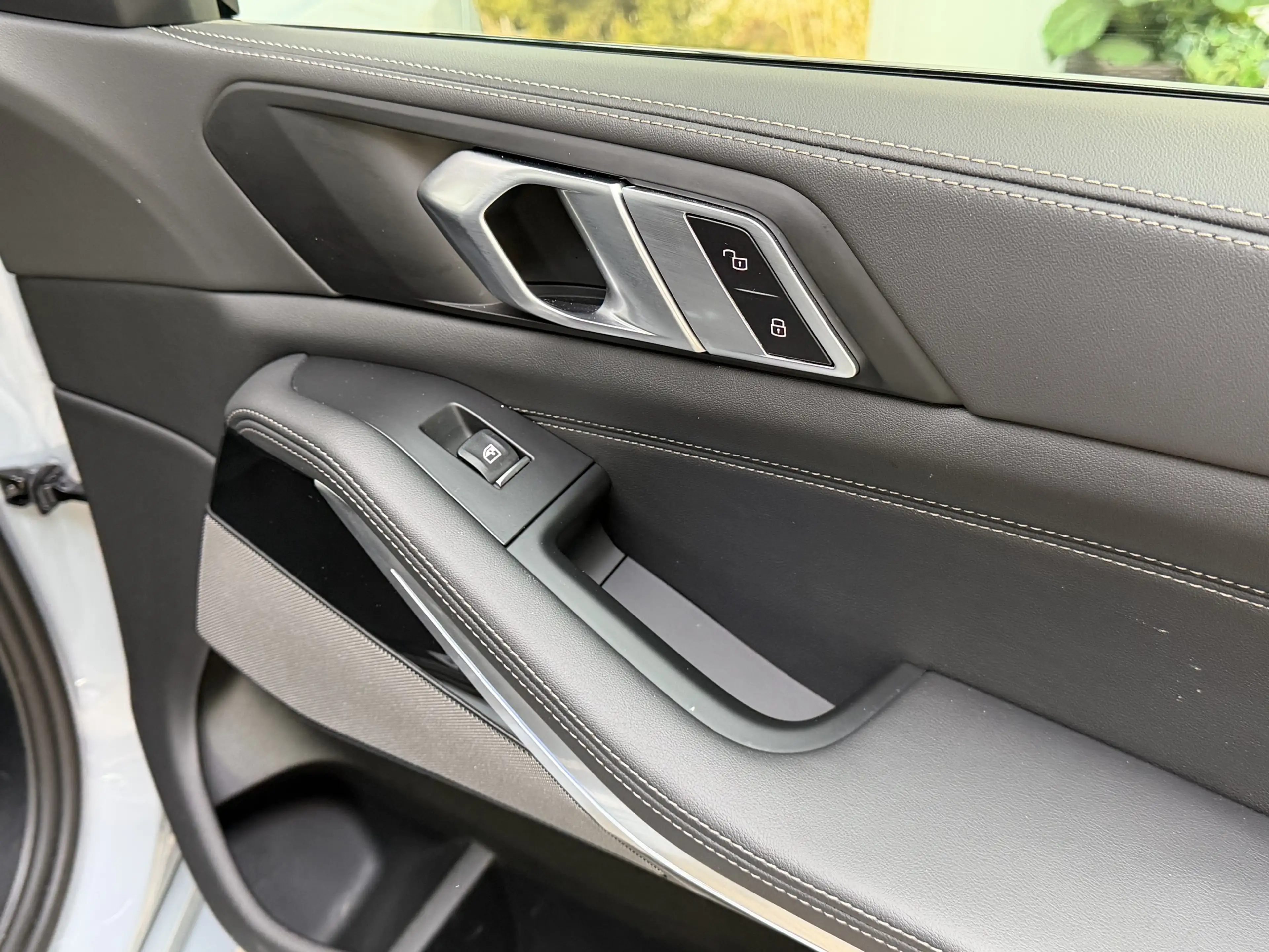 BMW X5 xDr50e M Sport Pro 22Zoll Pano Sitzlüft. AHK — photo 39