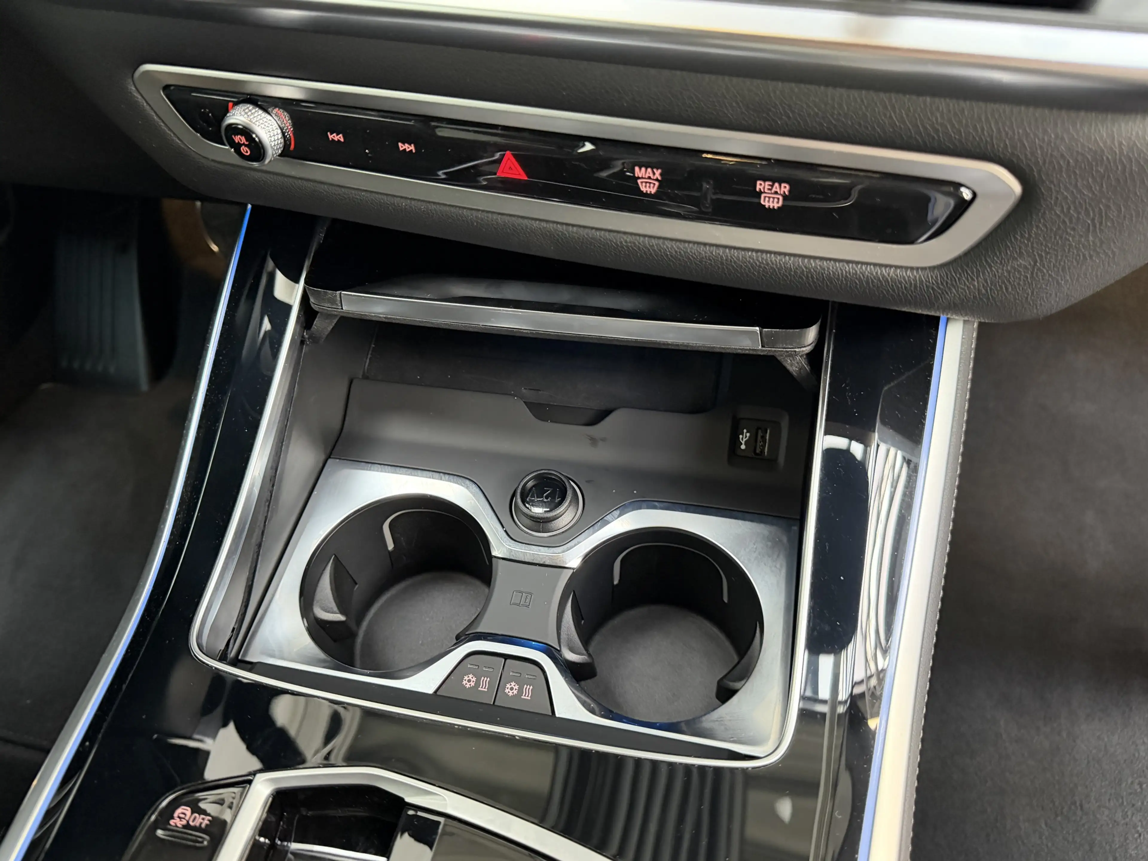 BMW X5 xDr50e M Sport Pro 22Zoll Pano Sitzlüft. AHK — photo 36