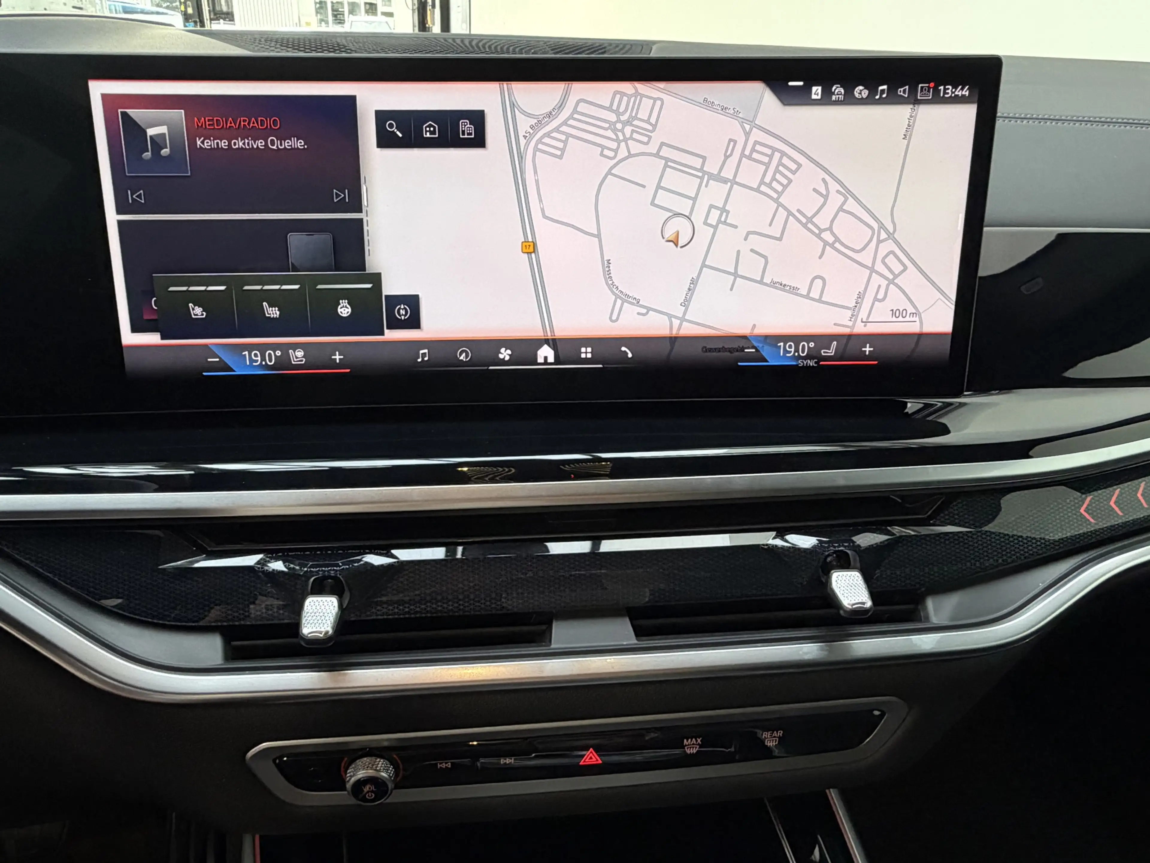 BMW X5 xDr50e M Sport Pro 22Zoll Pano Sitzlüft. AHK — photo 11