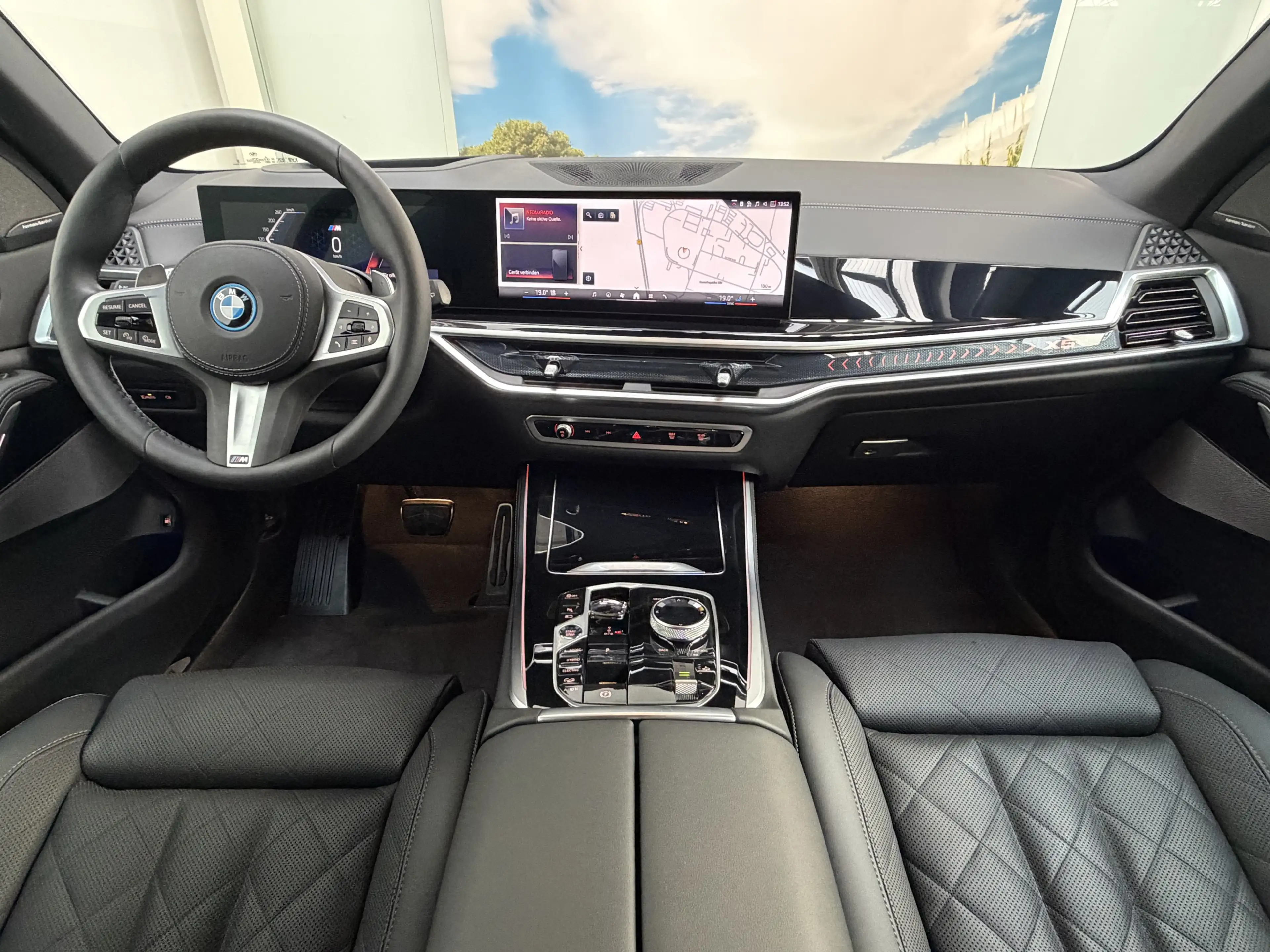 BMW X5 xDr50e M Sport Pro 22Zoll Pano Sitzlüft. AHK — photo 7