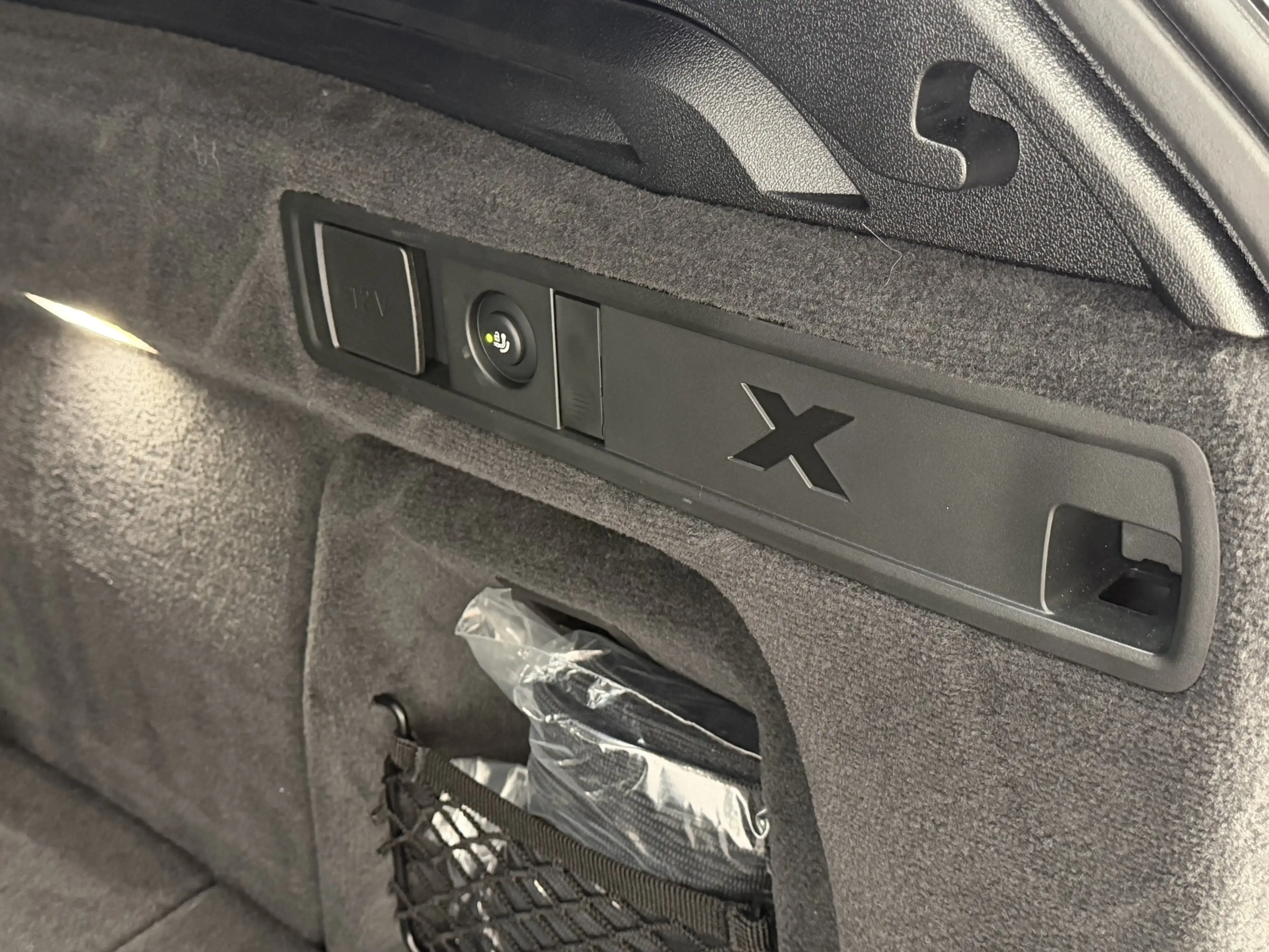 BMW X5 xDr50e M Sport Pro 22Zoll Pano Sitzlüft. AHK — photo 27