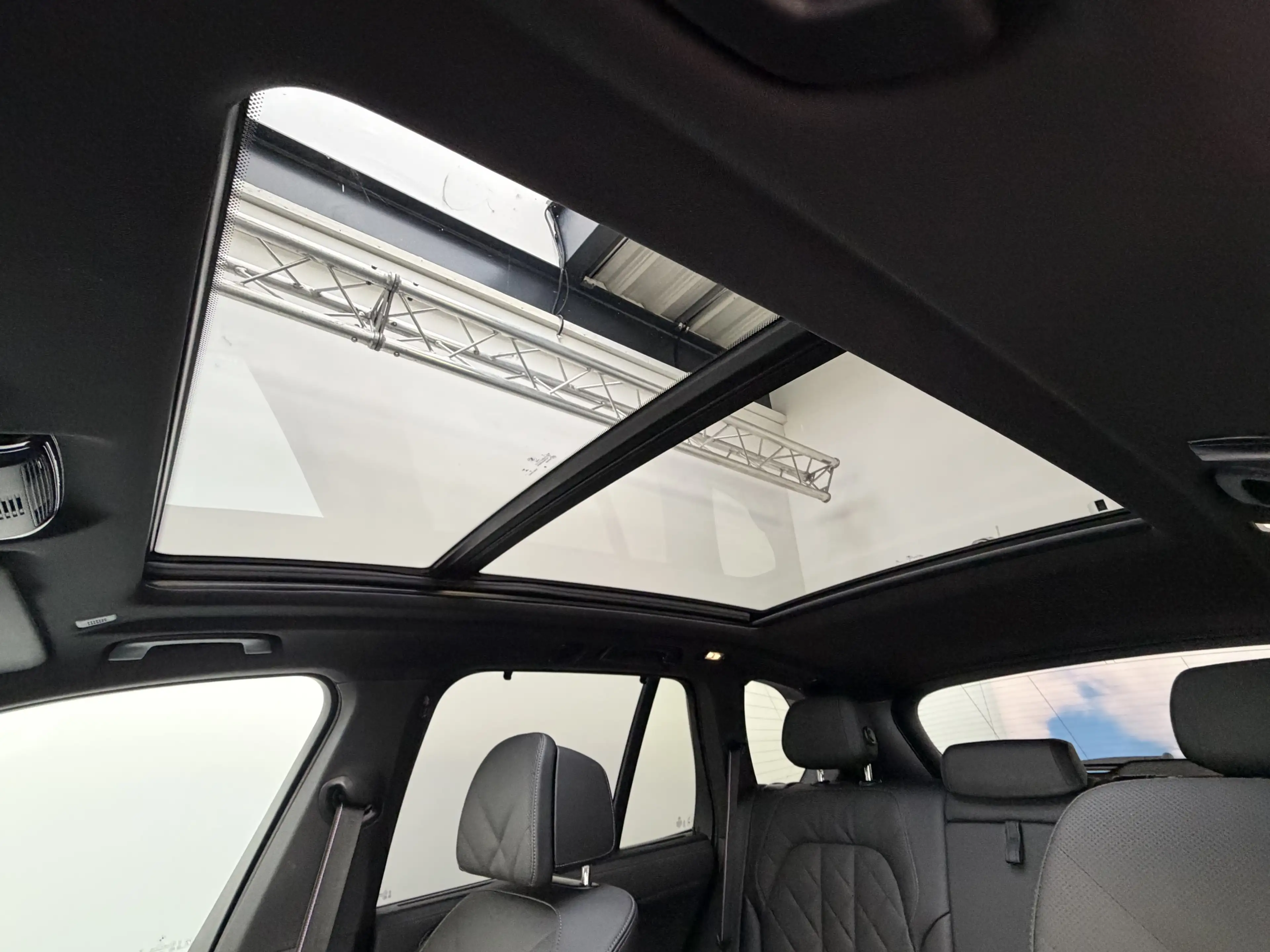 BMW X5 xDr50e M Sport Pro 22Zoll Pano Sitzlüft. AHK — photo 15