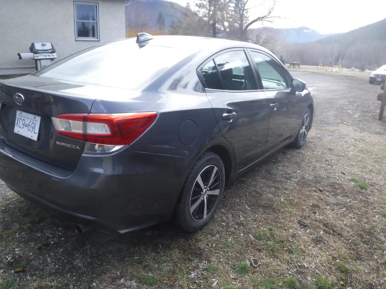 Subaru Impreza снимка Subaru Impreza