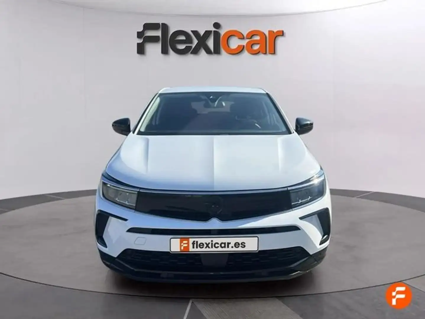 Opel Grandland 1.2 Turbo Design & Tech Blanco - 2