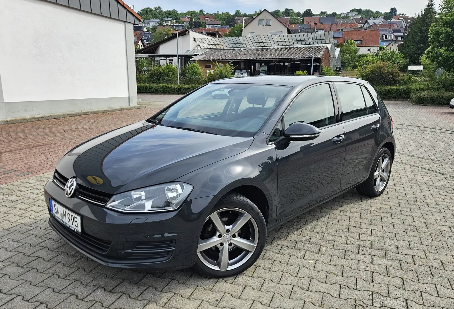 Volkswagen Golf Trendline BMT Grau - 2