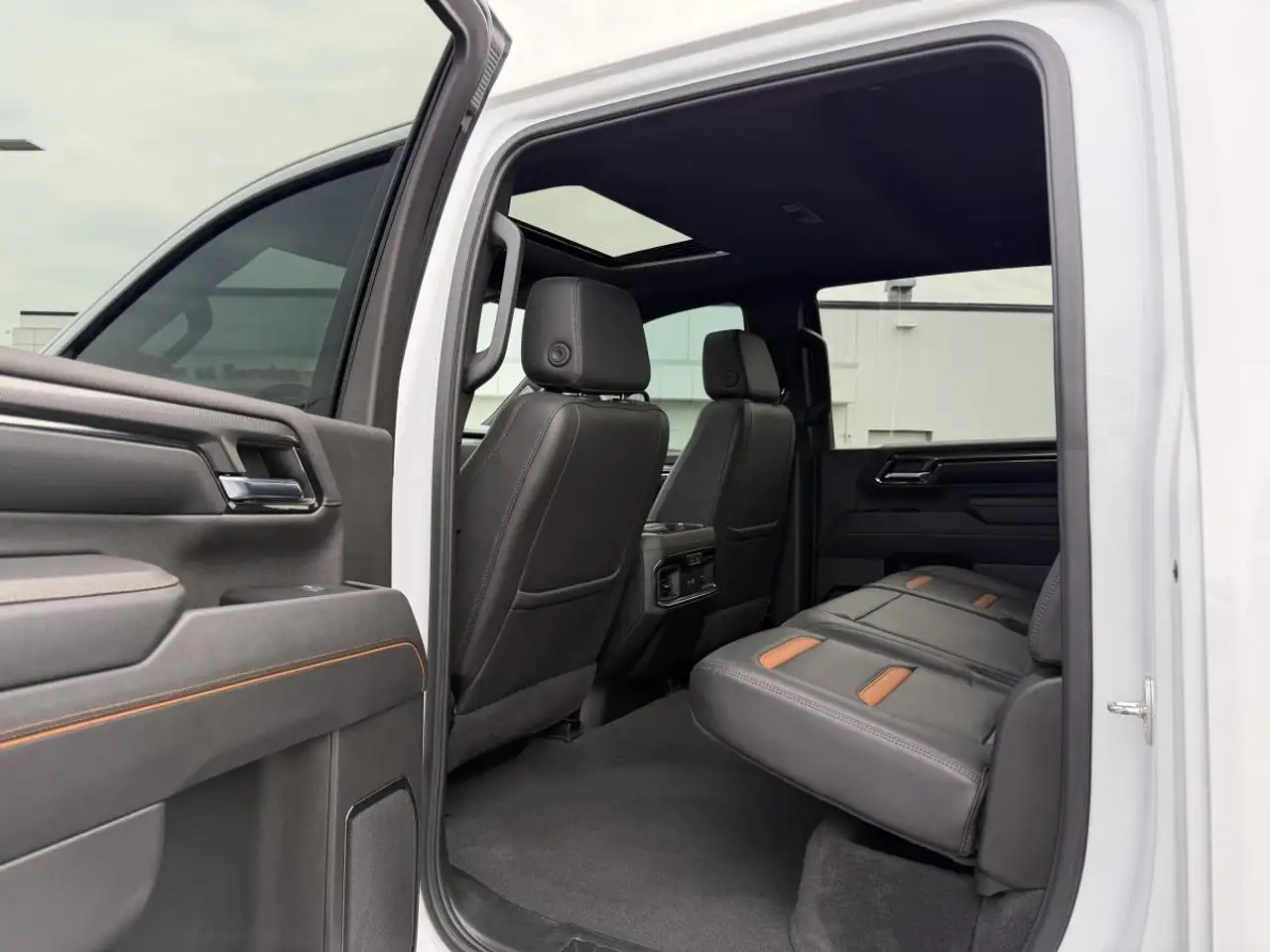 GMC Sierra 2500HD снимка GMC Sierra 2500HD