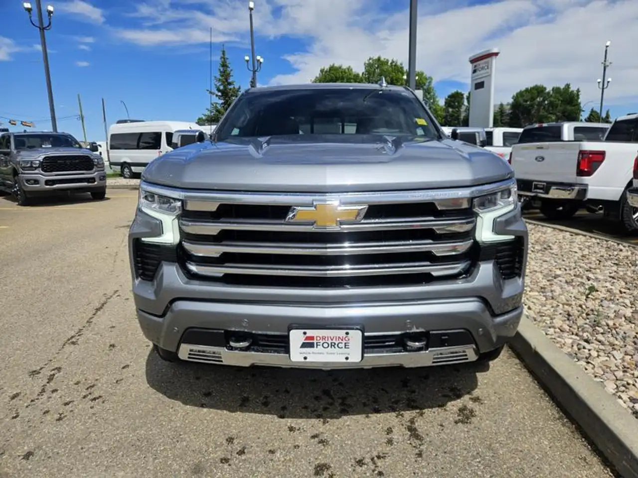 Chevrolet Silverado 1500 снимка Chevrolet Silverado 1500