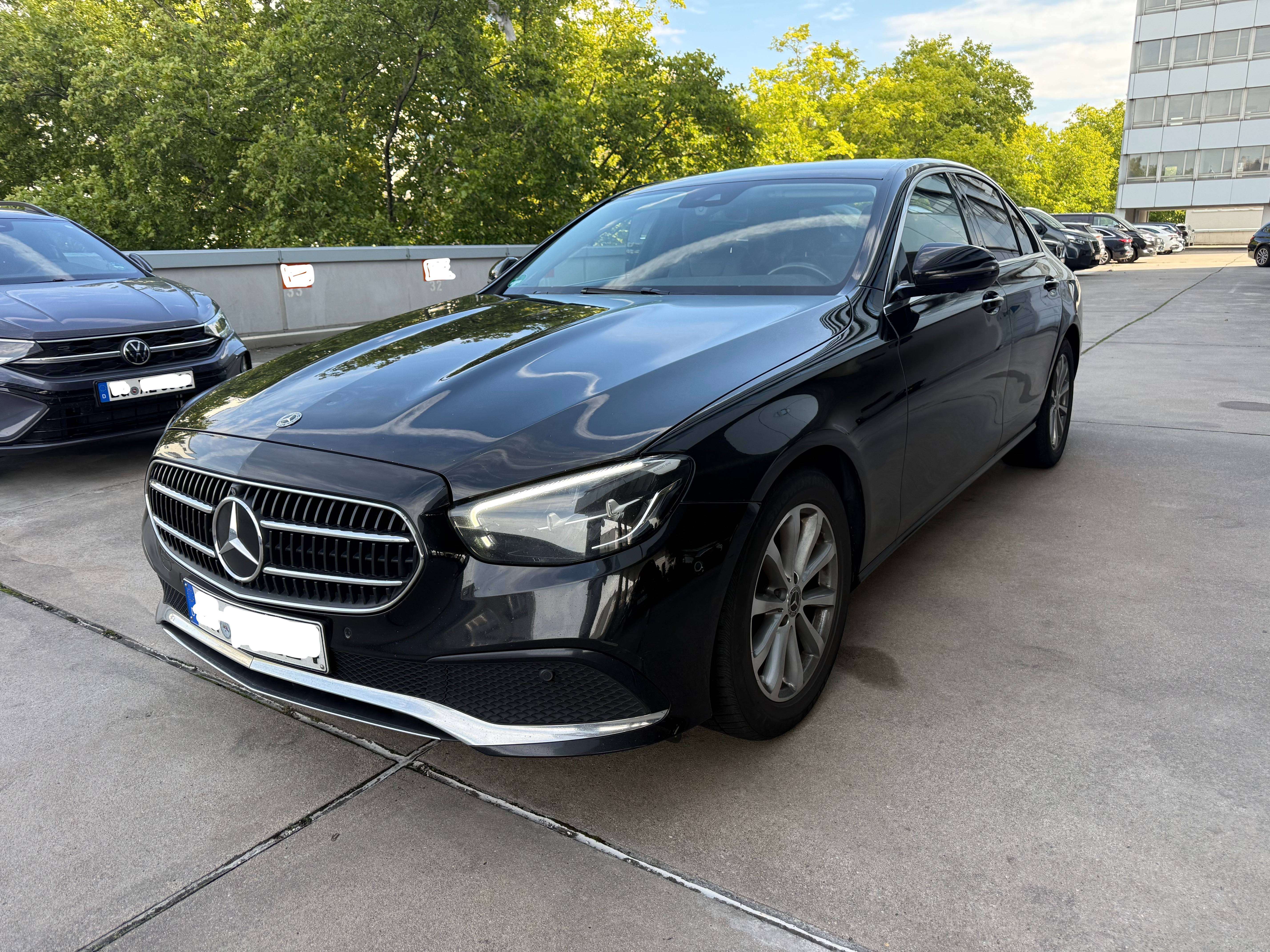 Mercedes-Benz E 220