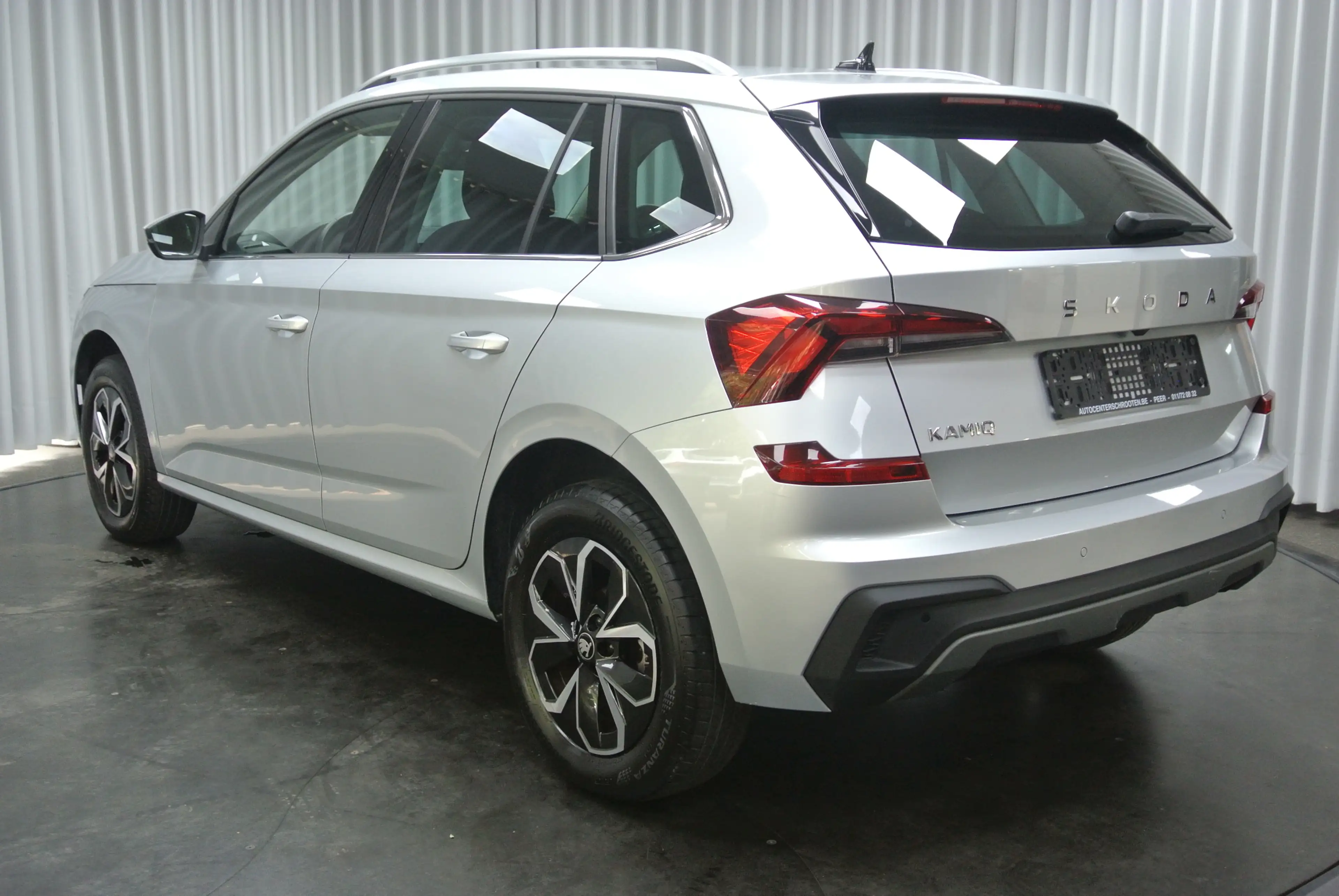 Skoda Kamiq 1.0 TSI — photo 10