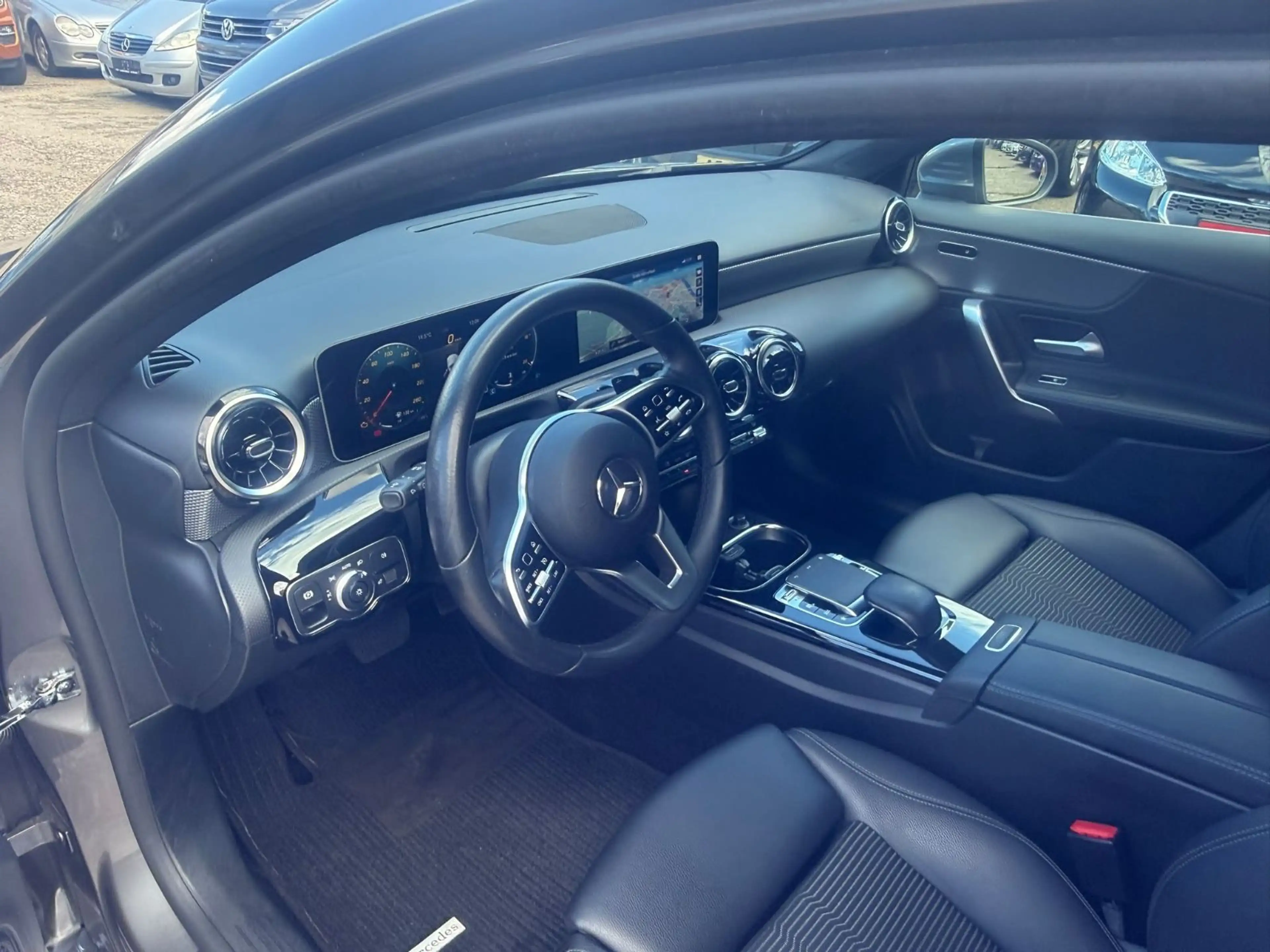 Mercedes-Benz A 220 *Automatik*Klimaa*Navi*LED*Digtal Tacho*EU6 — photo 10