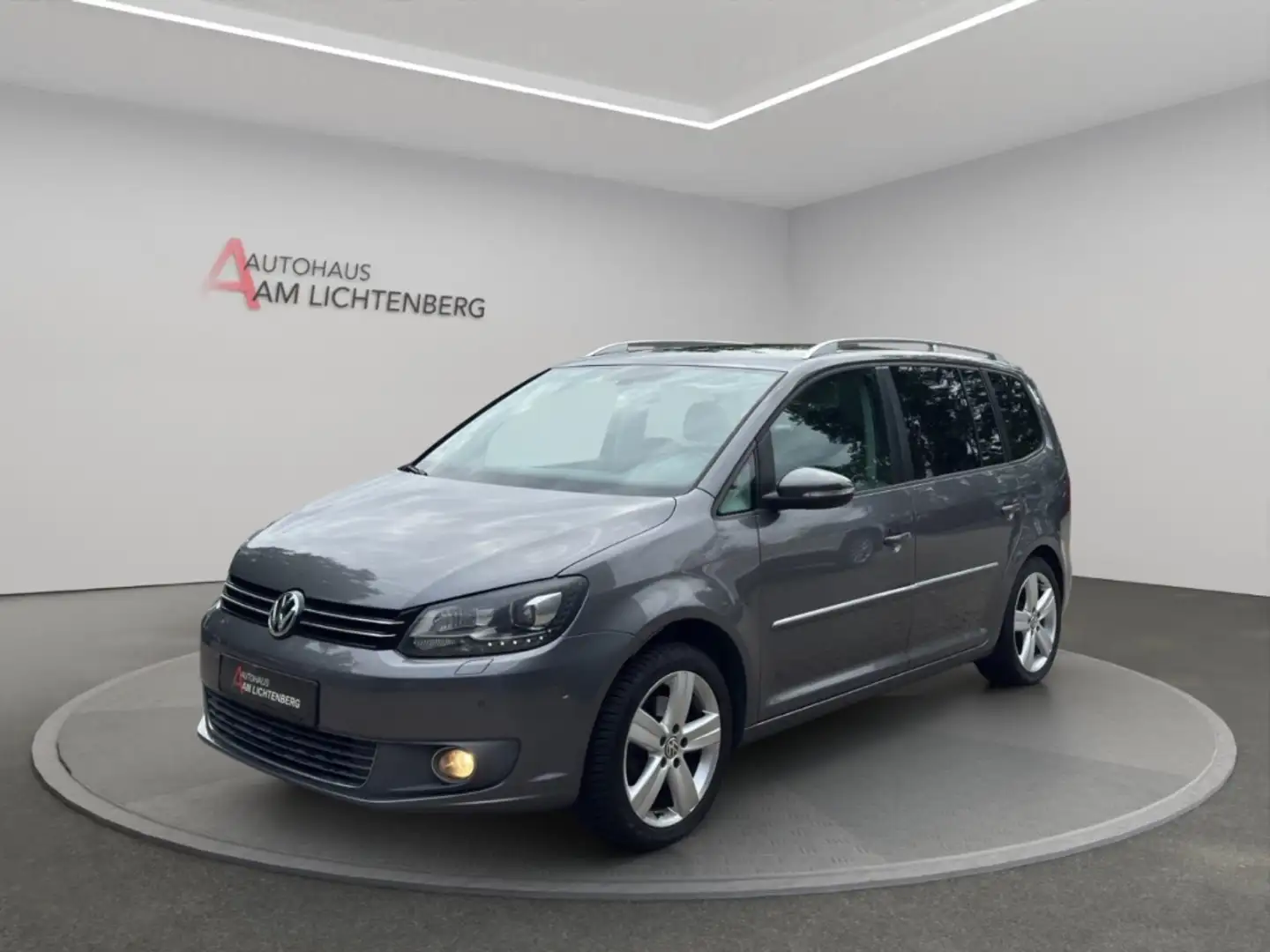 Volkswagen Touran Highline 1.4 TSI LED+PANORAMA+NAVI+KAMERA+PDC+SITZ Grey - 1