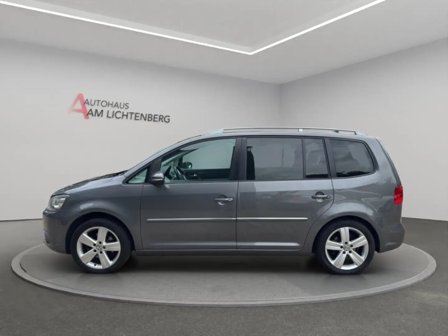 Volkswagen Touran Highline 1.4 TSI LED+PANORAMA+NAVI+KAMERA+PDC+SITZ Grey - 2