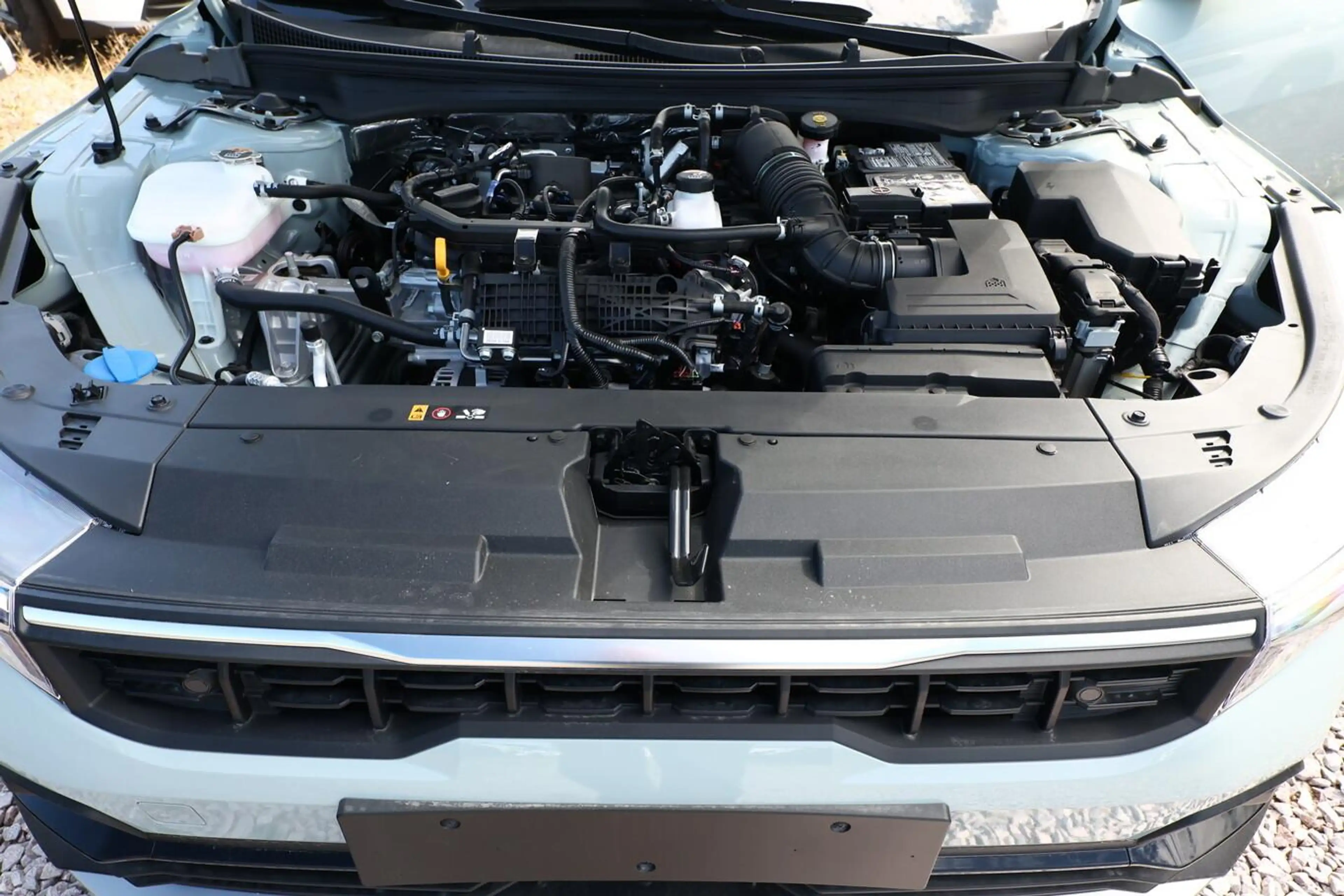 Kia K4 MT SHZ ACC Nav LED Kam Keyl 2xPDC LM16 CarPl 85... — photo 12