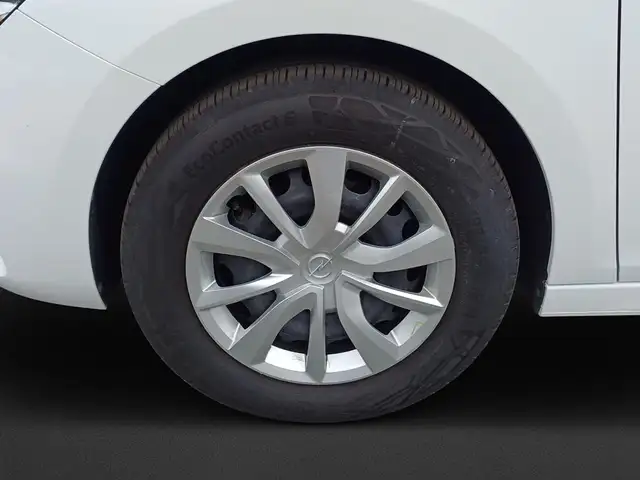 Opel Corsa view 8