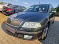 Skoda Octavia 4X4 Grün - thumbnail 2
