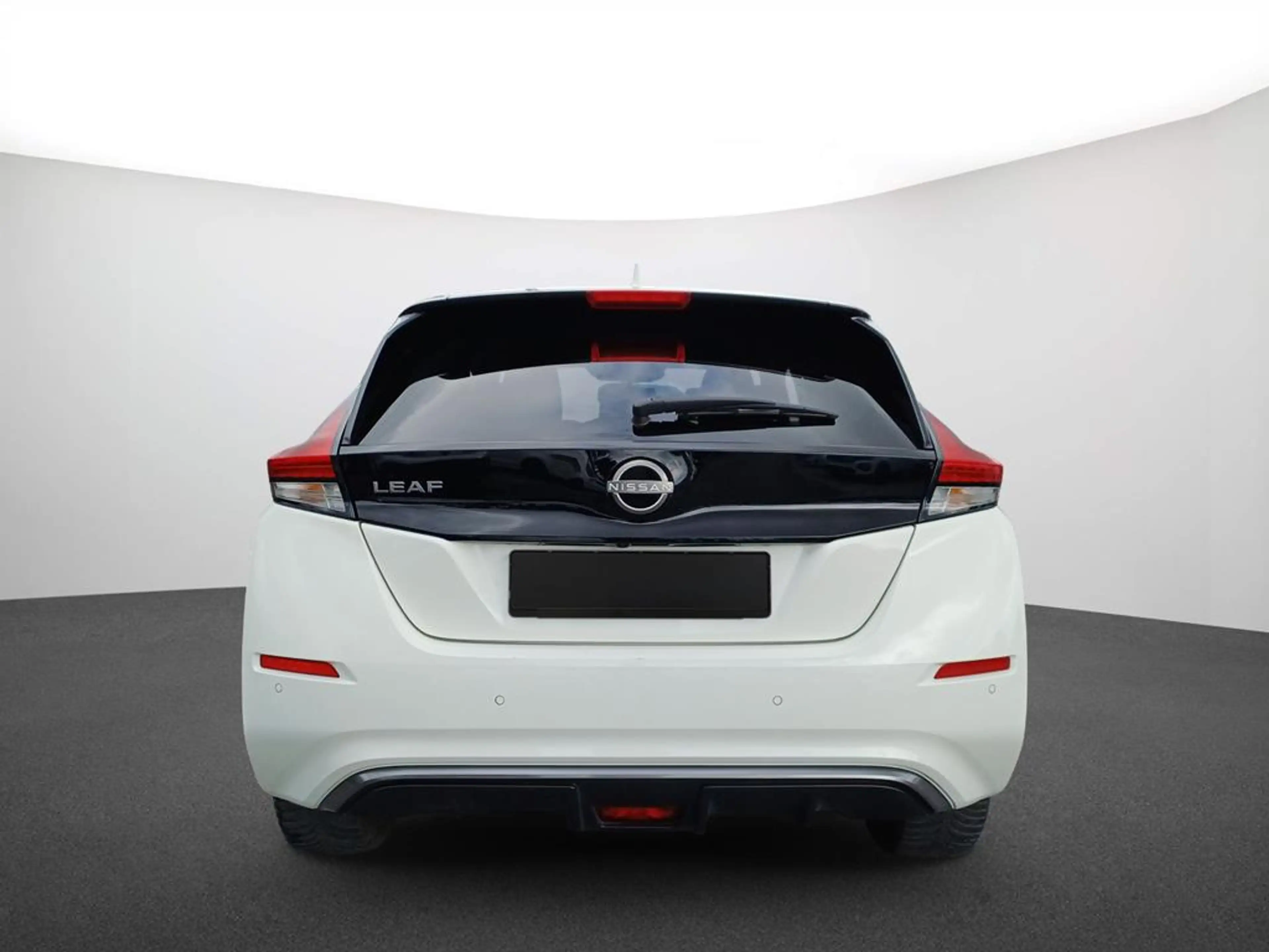 Nissan Leaf N-Connecta — photo 3