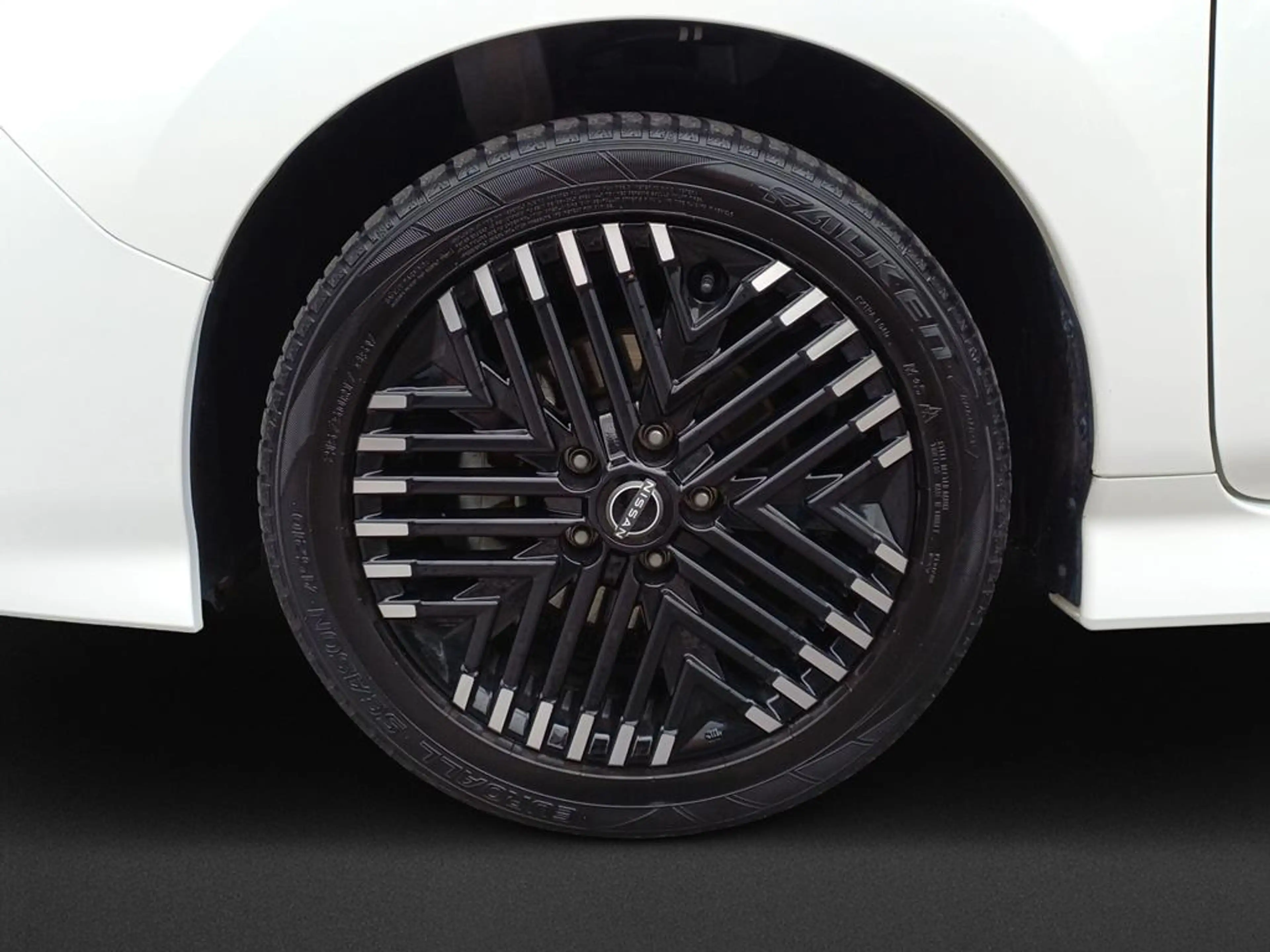 Nissan Leaf N-Connecta — photo 8