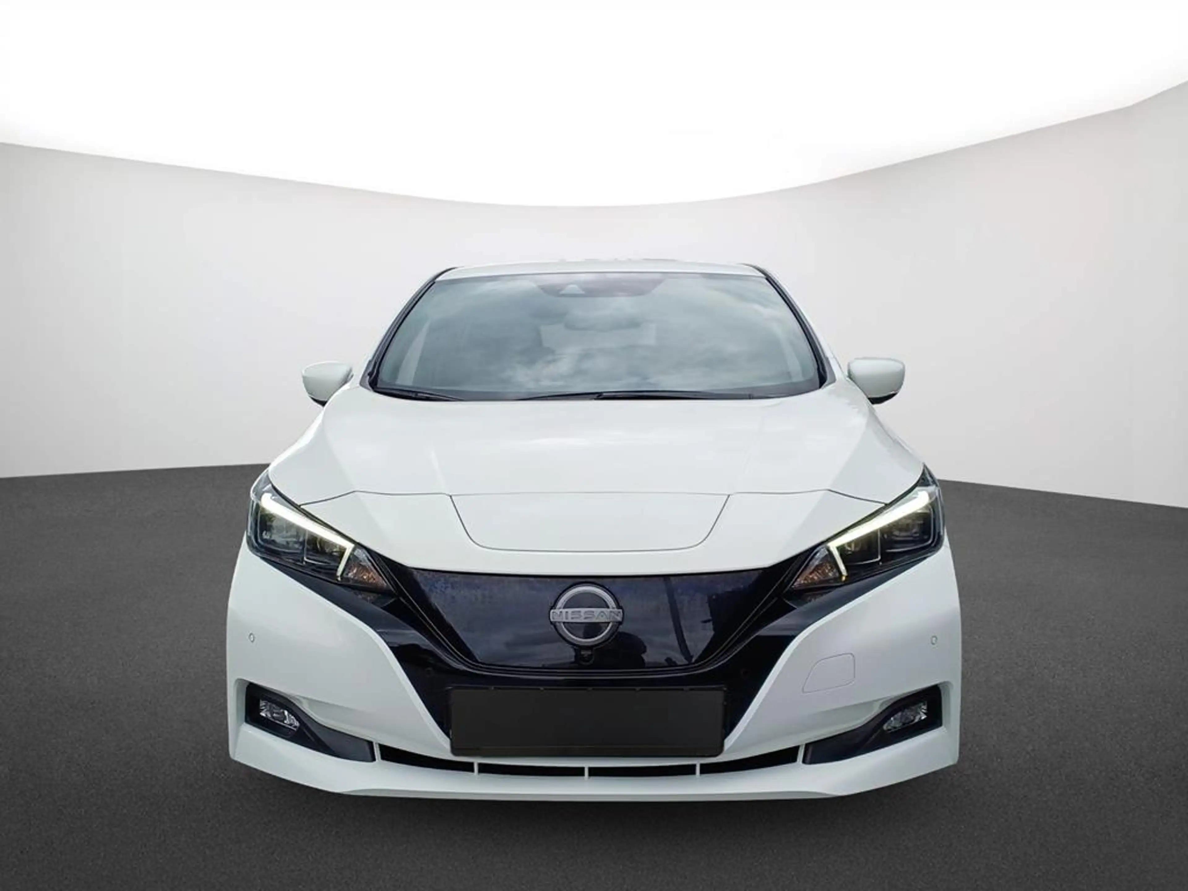 Nissan Leaf N-Connecta — photo 2