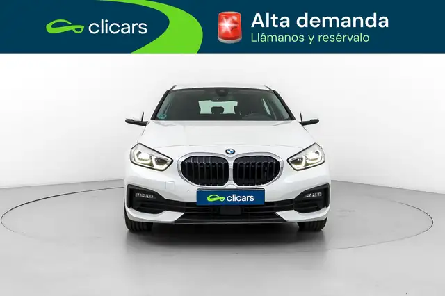 BMW 1 Series view 2