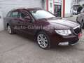 Skoda Superb Combi Ambition 2,0 TDi  Allrad Czerwony - thumbnail 2