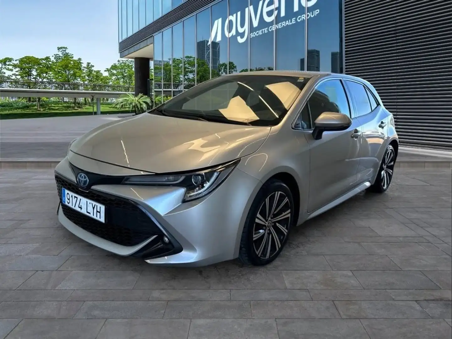Toyota Corolla 180H Advance Luxury Gris - 1