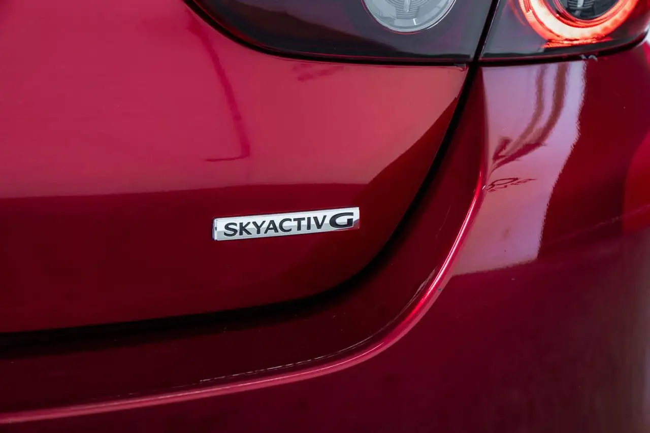 Mazda 3 снимка Mazda 3
