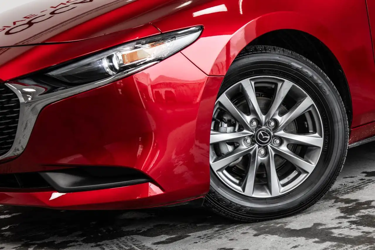 Mazda 3 снимка Mazda 3