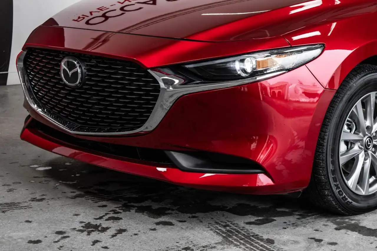 Mazda 3 снимка Mazda 3