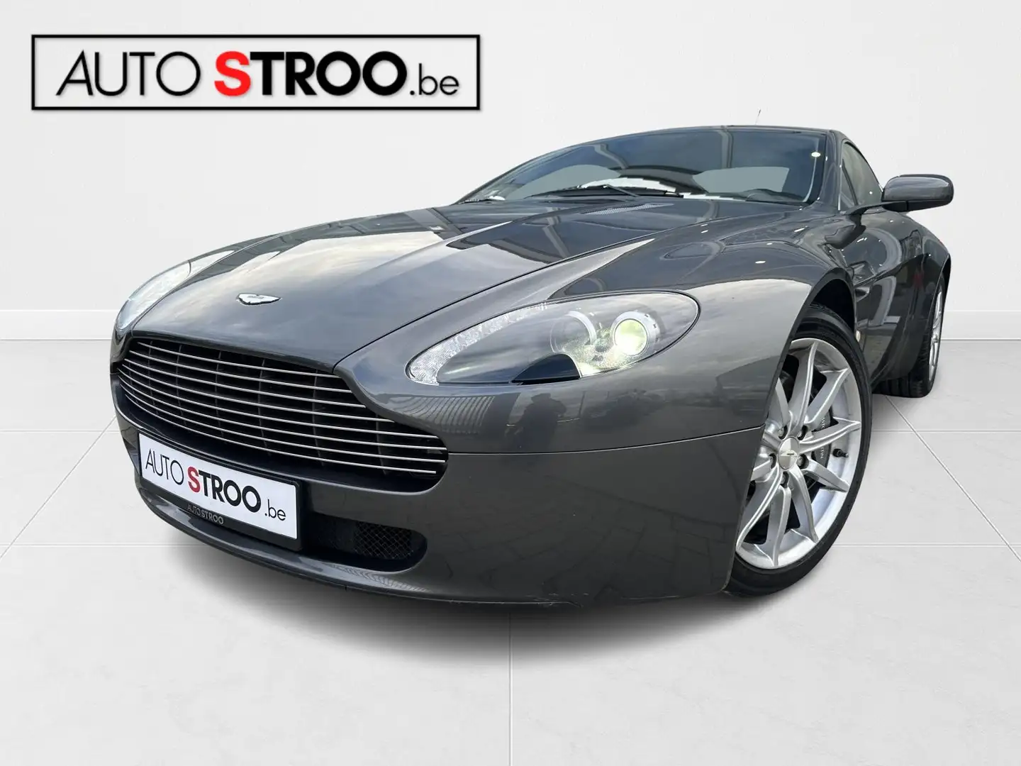 Aston Martin V8 V8 4.3i MANUAL GEAR | 1owner Grau - 1