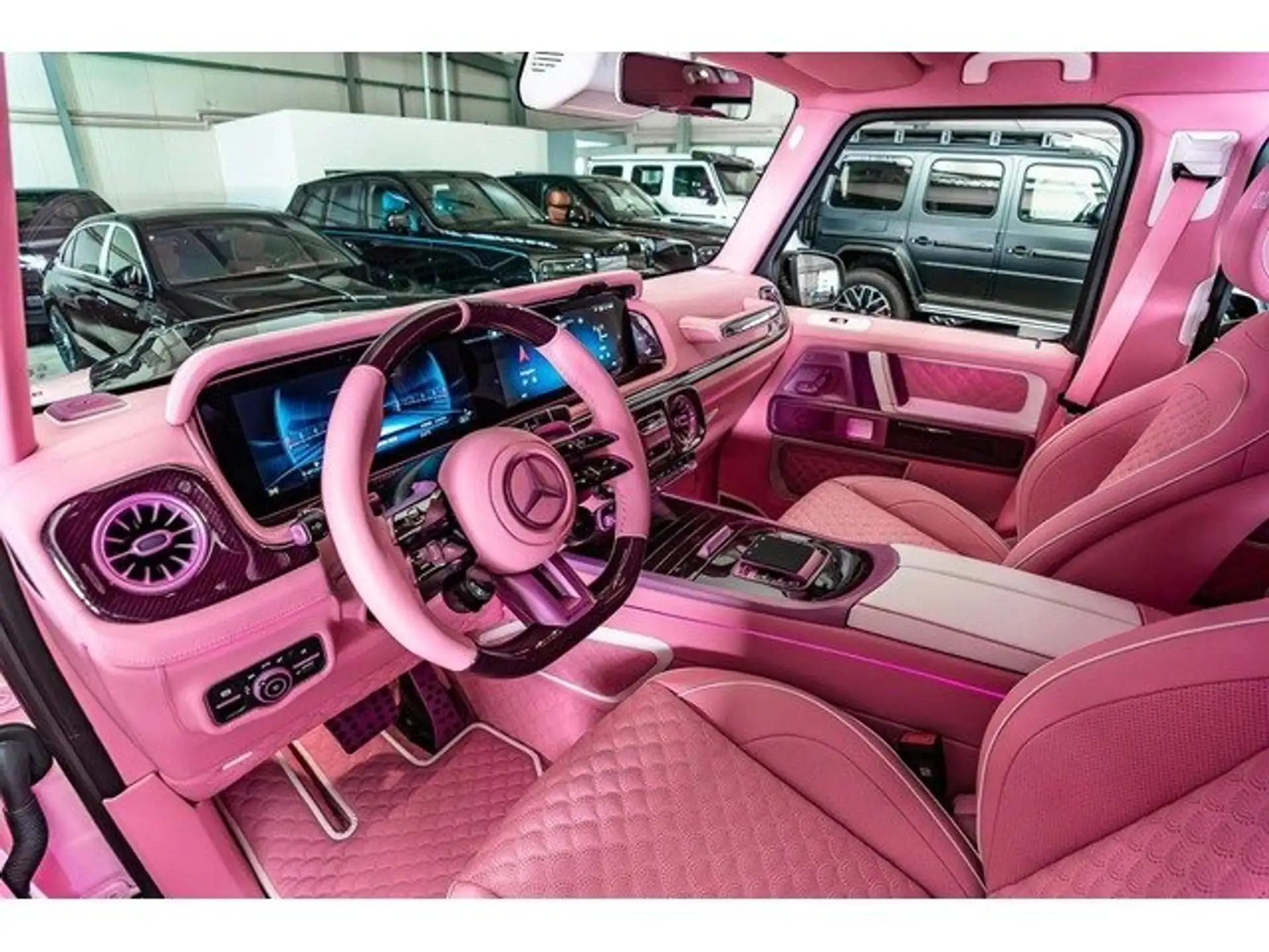 벤츠 G-Class G 63 AMG 2026 로즈골드 사진 4