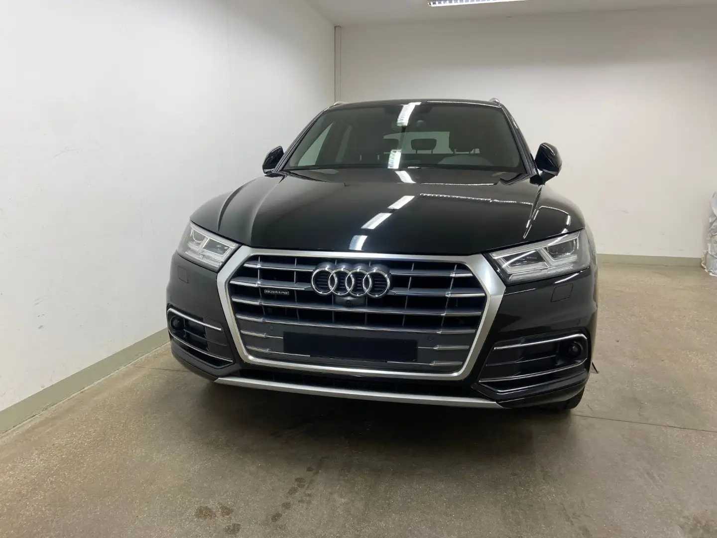 Audi Q5 2.0 TDI ultra quattro Sport Schwarz - 2