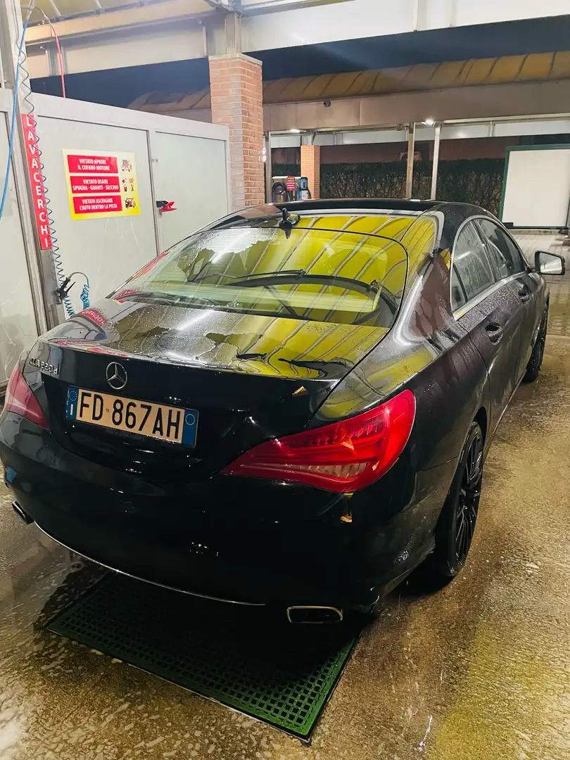 Mercedes-Benz CLA 220 d (cdi) Premium 4matic 177cv auto Nero - 2