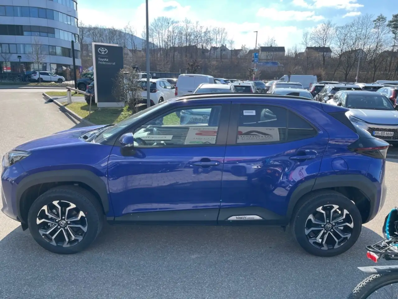 Toyota Yaris Cross 1,5l Teamplayer 4x4 Hybrid Safety + Winter 6