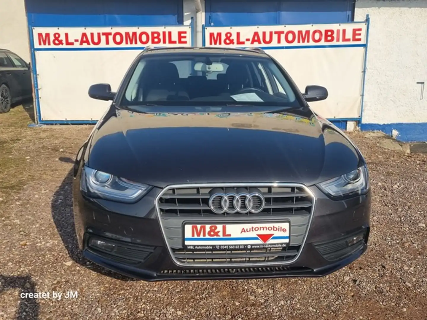 Audi A4 Avant XENON SITZHEIZUNG NAVI HU 12/2026 Grau - 2