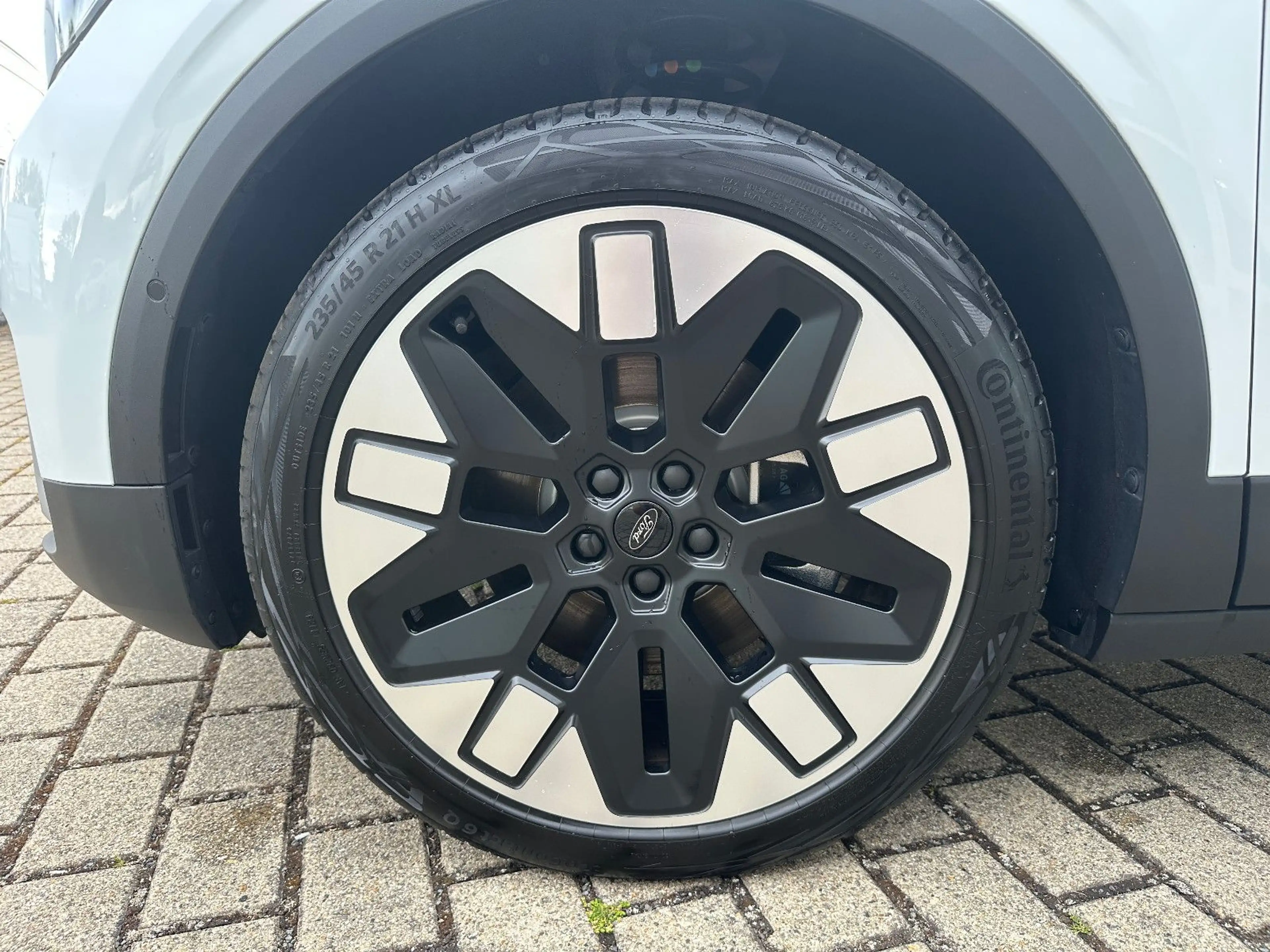 Ford Explorer Premium AWD Wärmepumpe PANO — photo 10